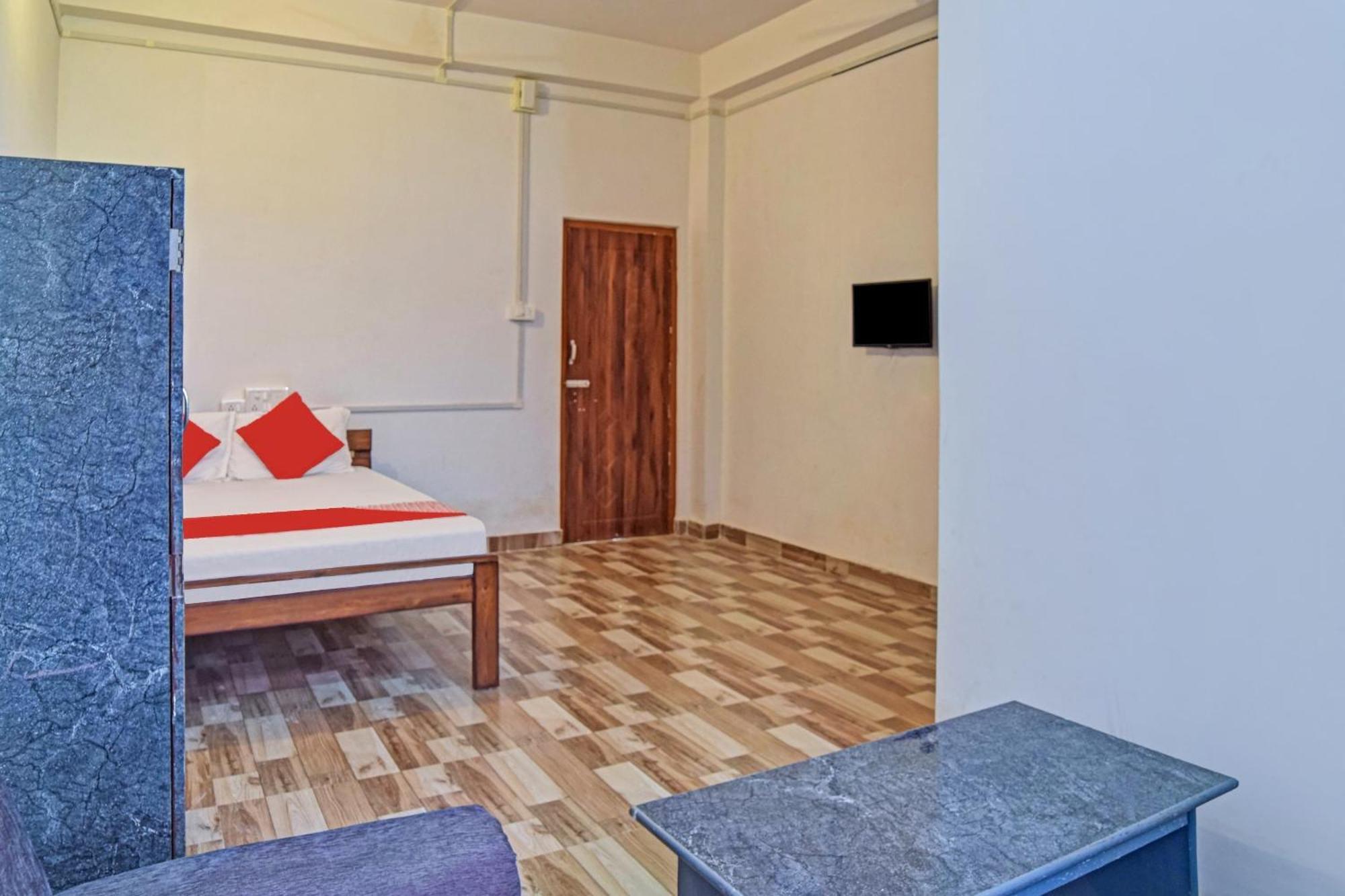 Spot On Jp Guest House Kaharpara 外观 照片